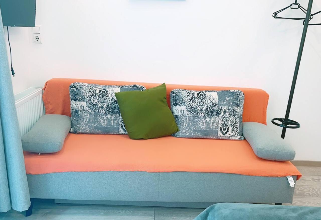 Comfort Triple Room Hn Wina Bagian luar foto