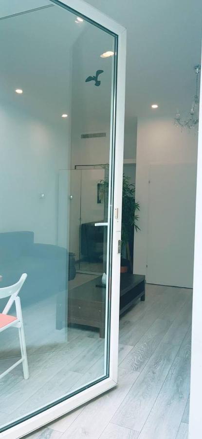 Comfort Triple Room Hn Wina Bagian luar foto