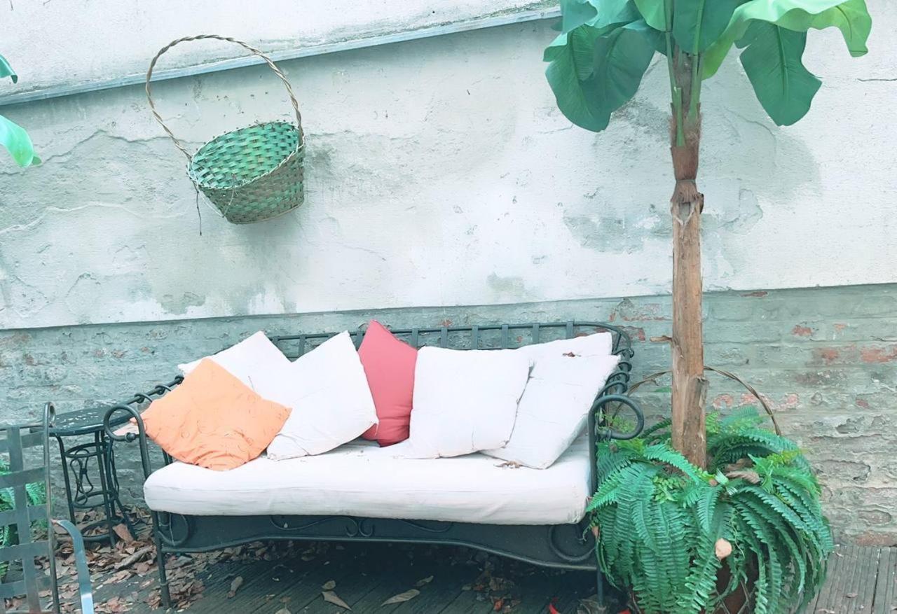 Comfort Triple Room Hn Wina Bagian luar foto