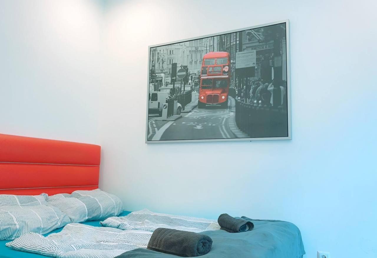 Comfort Triple Room Hn Wina Bagian luar foto